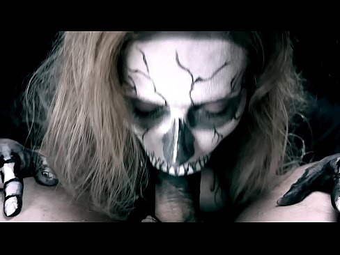 ❤️ Vajzë demonike që thith karin me gojën e saj të zezë dhe gëlltit sperma. ❤❌ Seks në pornografi sq.sex00.top ☑